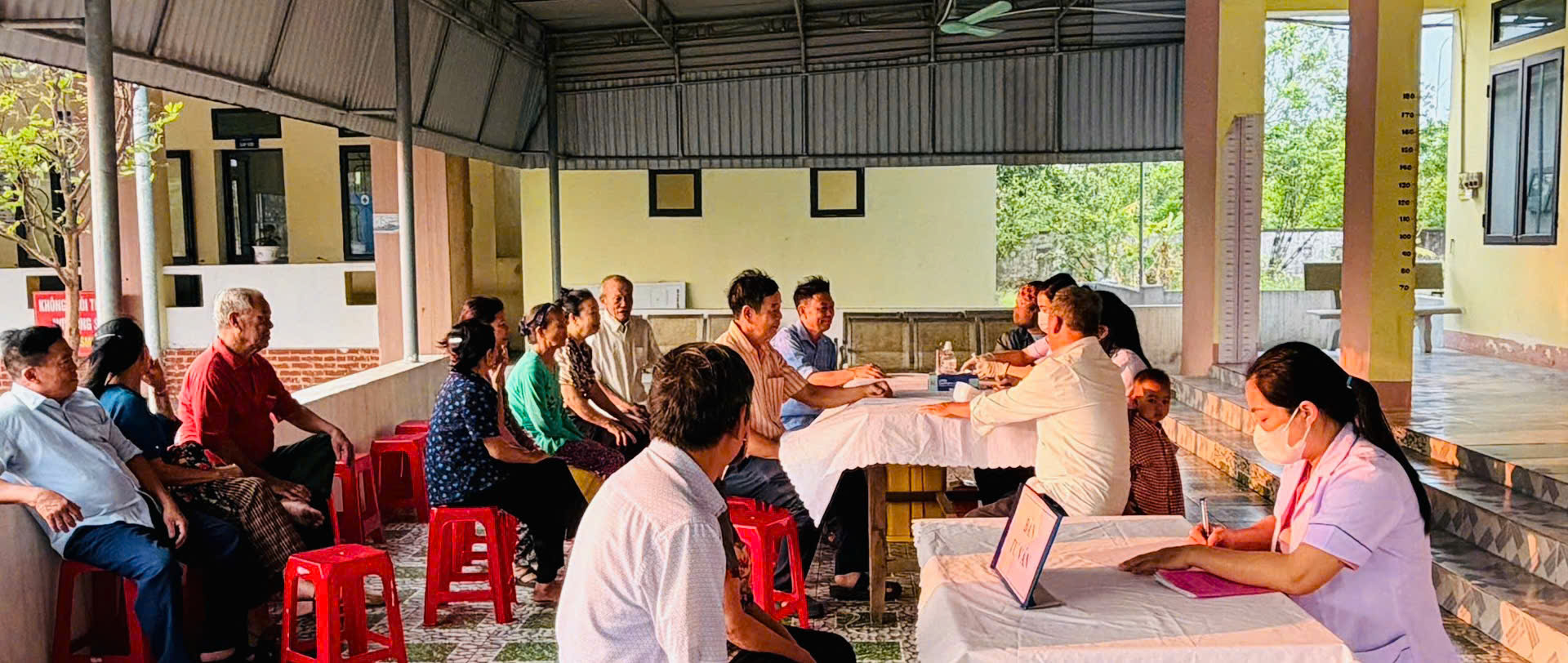 Trạm Y tế phường Hoành Sơn triển khai đợt cao điểm hưởng ứng Ngày Sức khỏe toàn dân 07/4!
