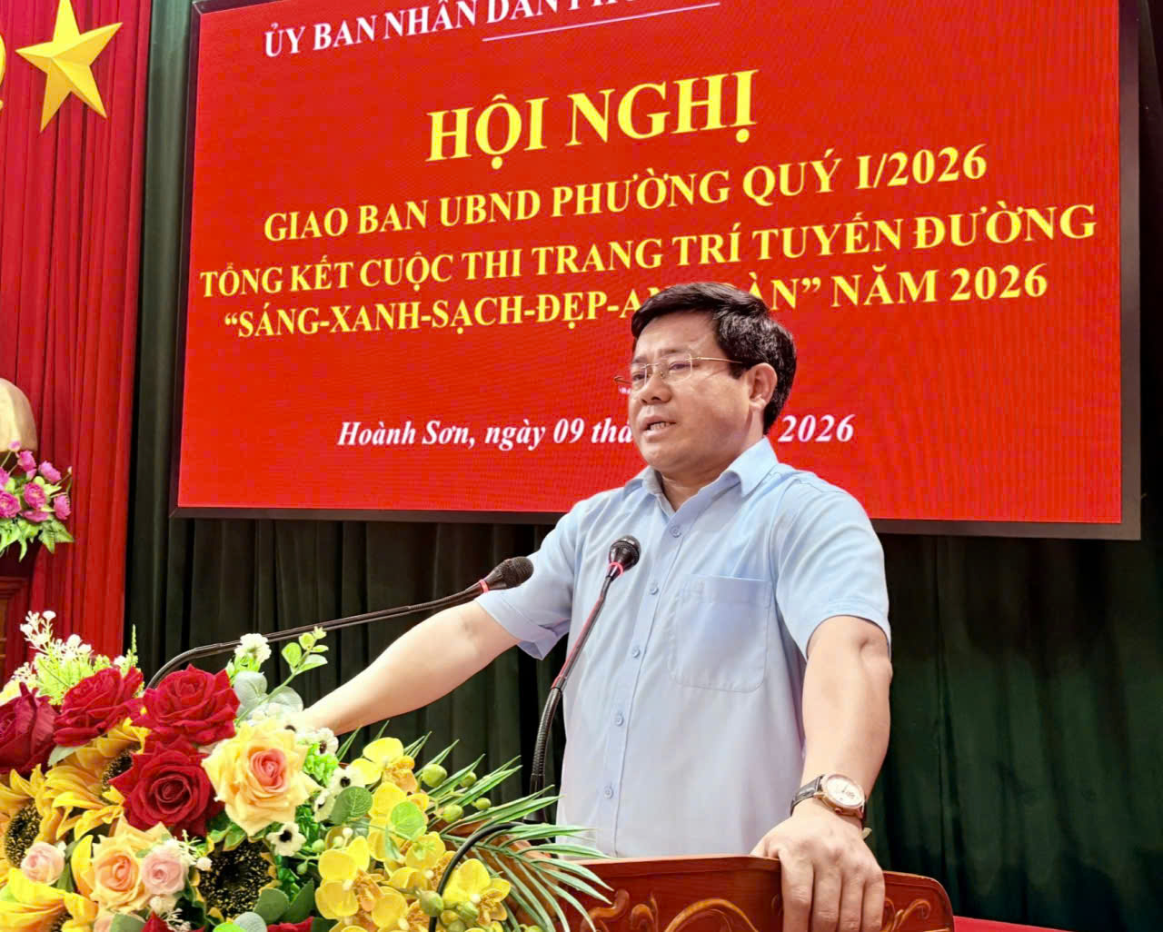 Phường Hoành Sơn tổ chức hội nghị giao ban Quý I và tổng kết cuộc thi trang trí tuyến đường “Sáng - Xanh - Sạch - Đẹp - An toàn”