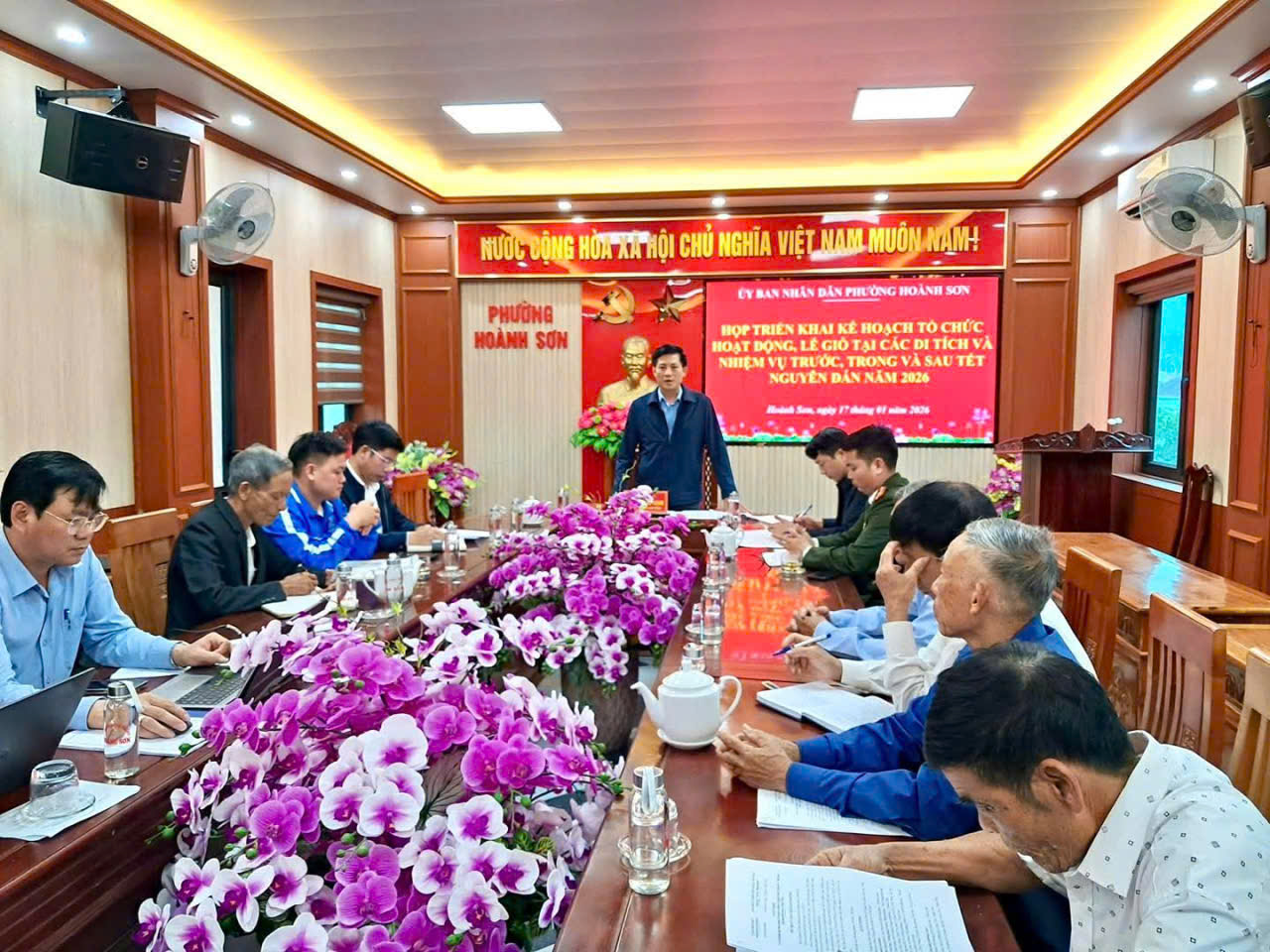 Ủy ban nhân dân phường Hoành Sơn họp triển khai kế hoạch tổ chức hoạt động, lễ giỗ tại các Di tích lịch sử