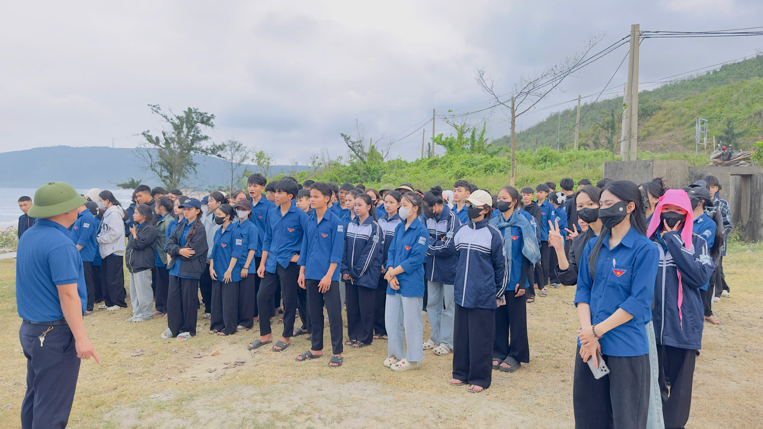 Đoàn Thanh niên phường Hoành Sơn: Ra quân “Ngày Chủ nhật xanh”