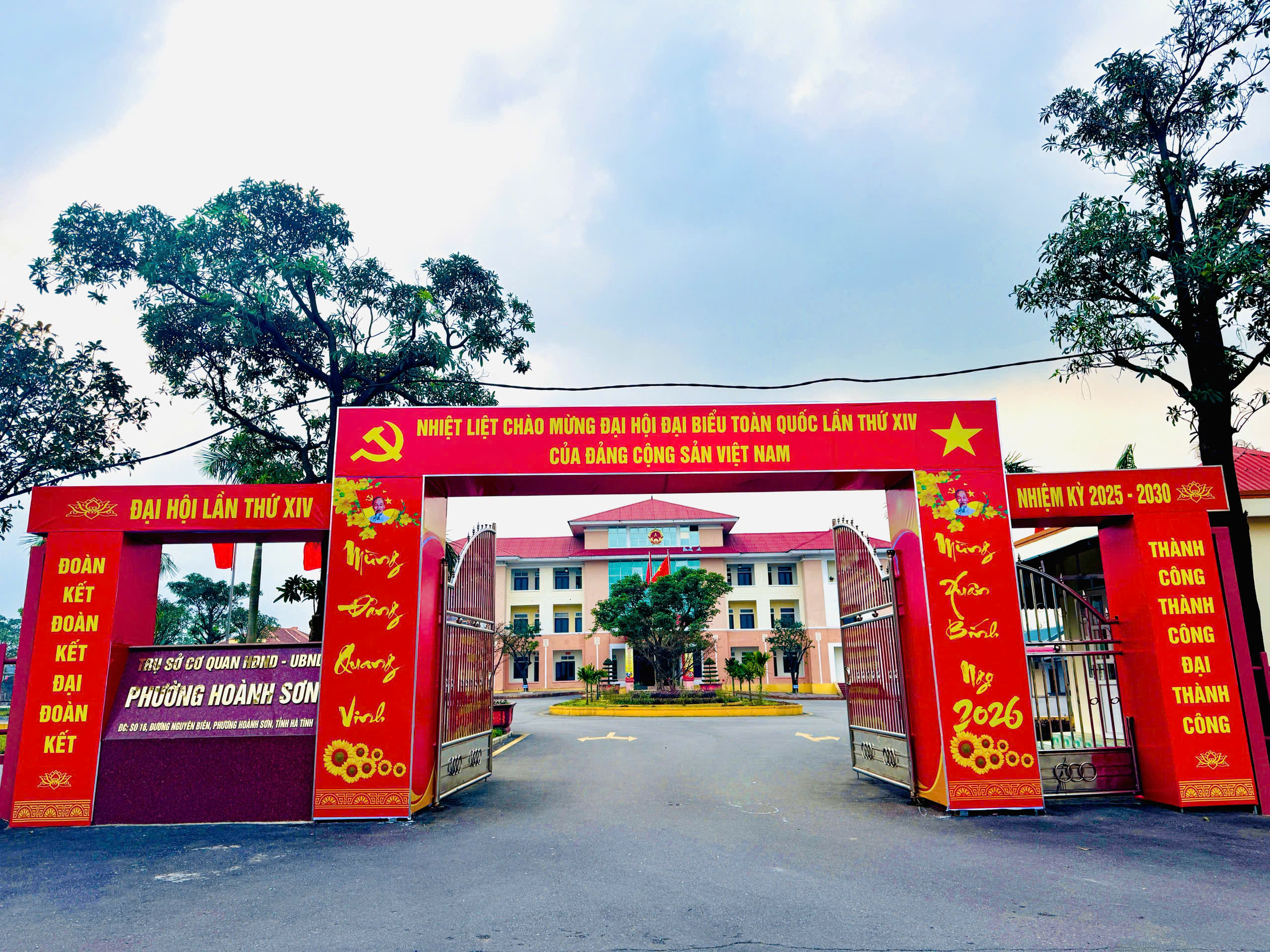 Phường Hoành Sơn (tỉnh Hà Tĩnh) đẩy mạnh tuyên truyền trực quan, chào mừng Đại hội Đảng toàn quốc lần thứ XIV