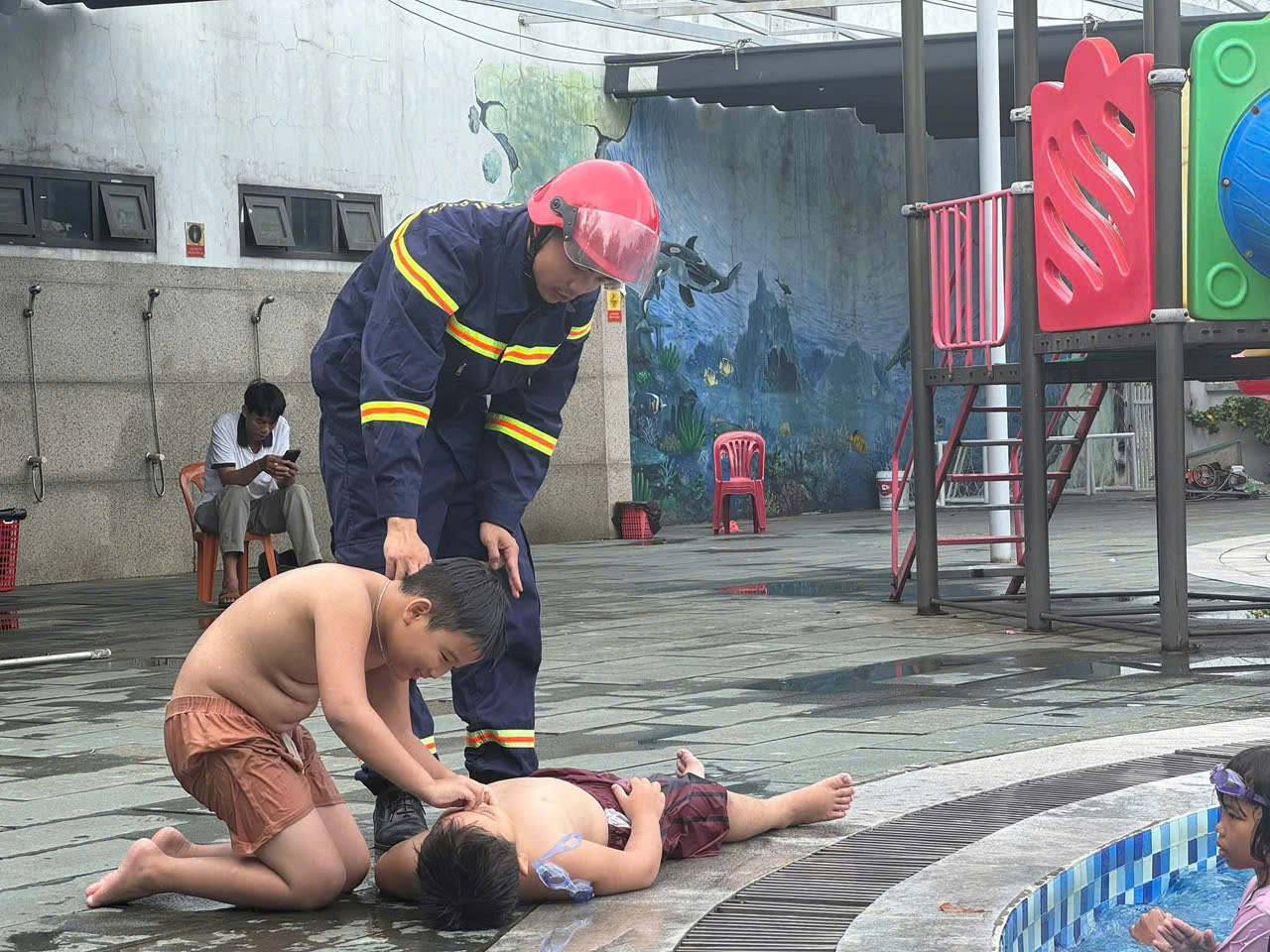 Cảnh báo nguy cơ đuối nước ở trẻ em đợt nắng nóng đầu mùa !!!