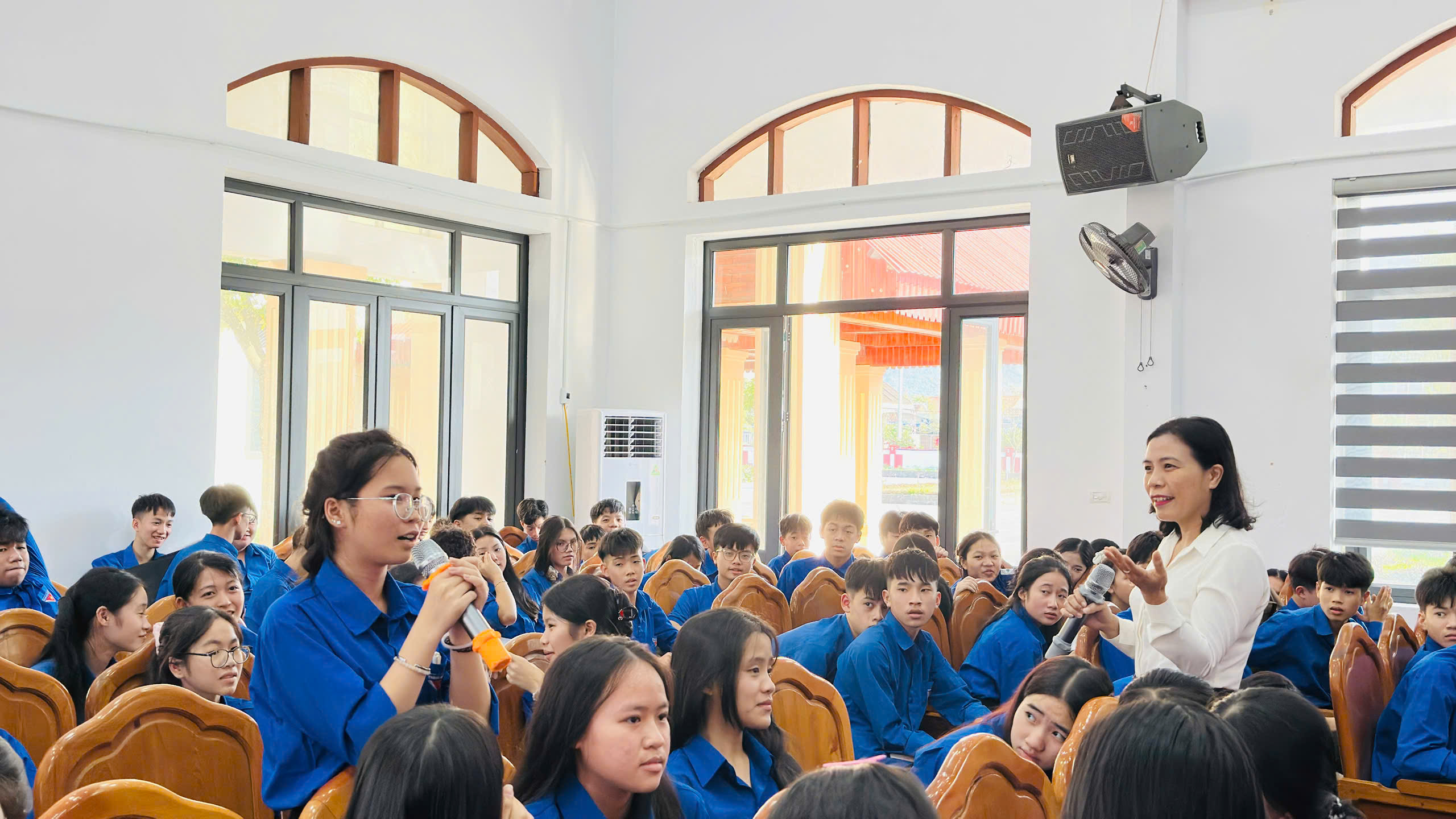 Đoàn phường Hoành Sơn khai giảng lớp bồi dưỡng nhận thức về Đảng và Đoàn năm 2026