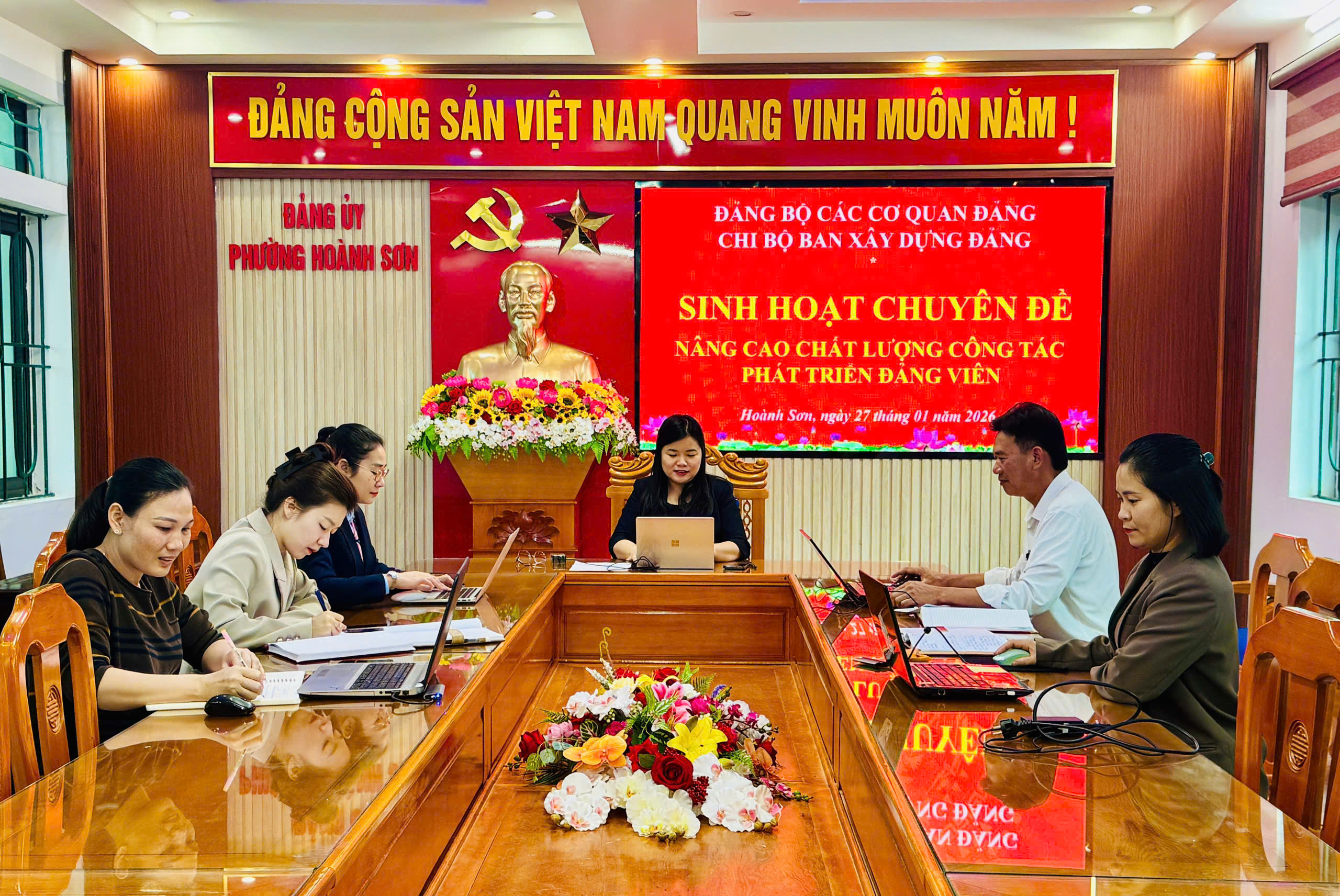 Chuyên đề "Nâng cao chất lượng công tác phát triển Đảng viên"