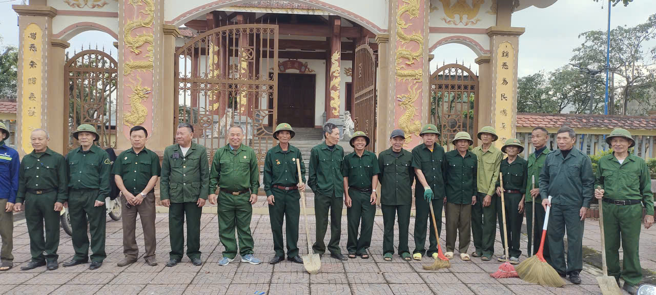 Hội cựu chiến binh phường Hoành Sơn ra quân chỉnh trang đô thị, xây dựng đô thị văn minh năm 2026.