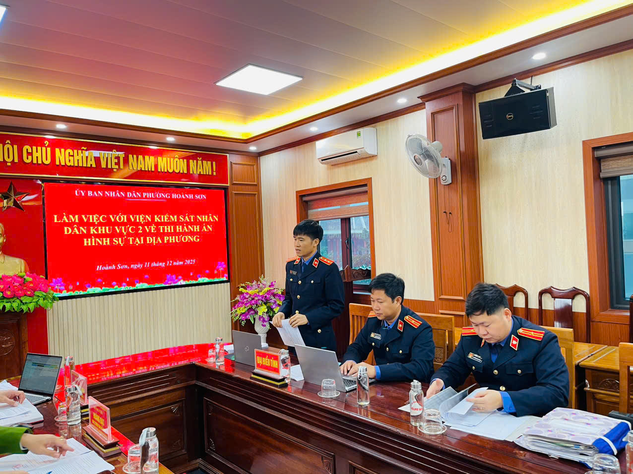 Viện kiểm sát nhân dân khu vực 2 - Hà Tĩnh trực tiếp kiểm sát việc thi hành án hình sự tại UBND phường Hoành Sơn