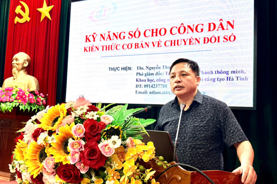 Tập huấn kỹ năng công nghệ thông tin cơ bản cho cán bộ tổ dân phố sau sáp nhập trên địa bàn phường Hoành Sơn 