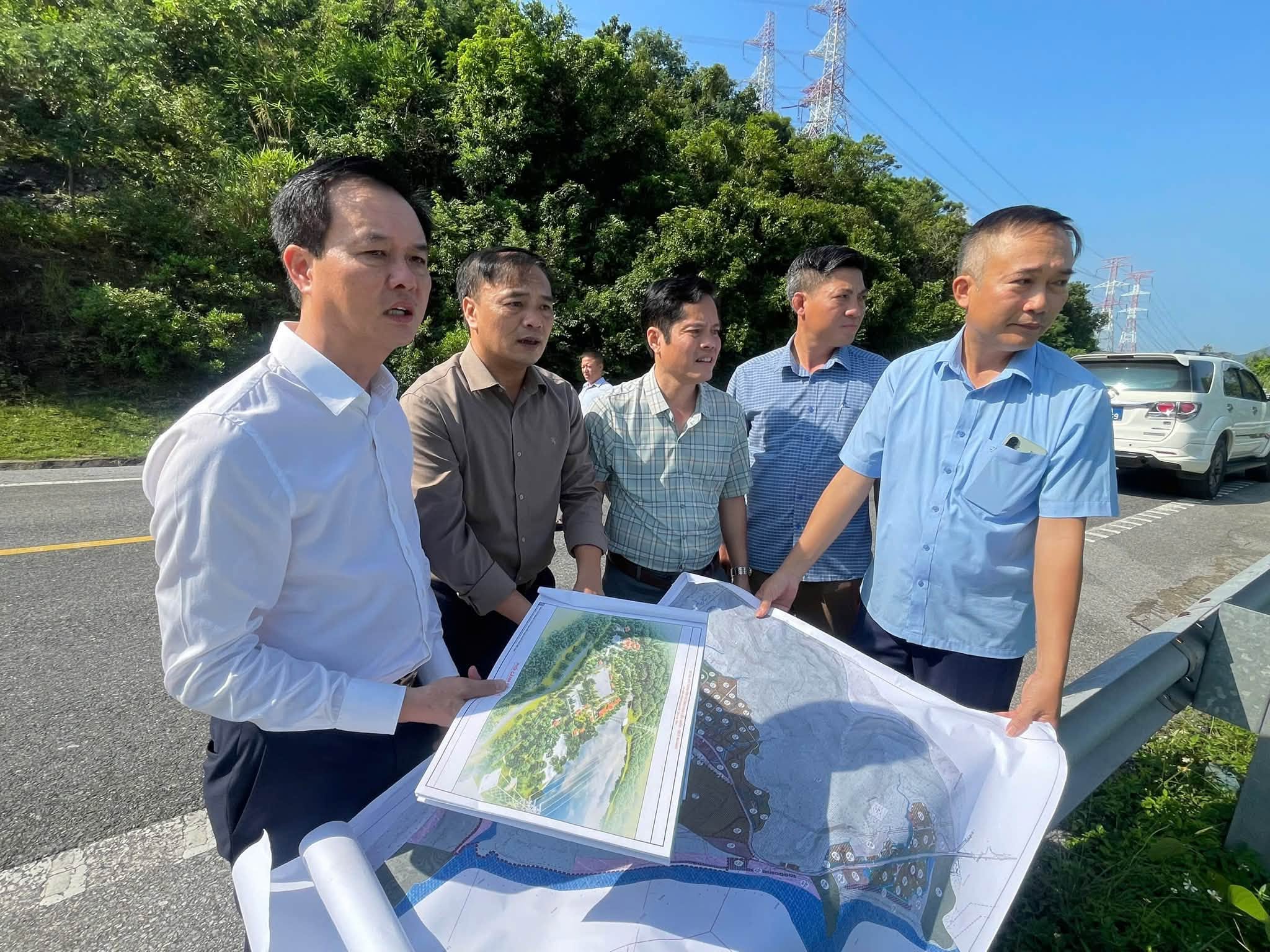 Phó Chủ tịch UBND tỉnh Trần Báu Hà khảo sát, thống nhất định hướng quy hoạch Đền thờ Công chúa Liễu Hạnh (Đèo Ngang) tại Hoành Sơn
