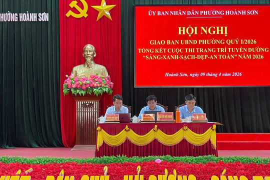 Phường Hoành Sơn tổ chức hội nghị giao ban Quý I và tổng kết cuộc thi trang trí tuyến đường “Sáng - Xanh - Sạch - Đẹp - An toàn”