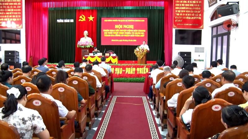 UBND phường Hoành Sơn tổ chức Hội nghị triển khai xét duyệt công dân trong độ tuổi thực hiện nghĩa vụ quân sự, tham gia nghĩa vụ Công an nhân dân năm 2027.