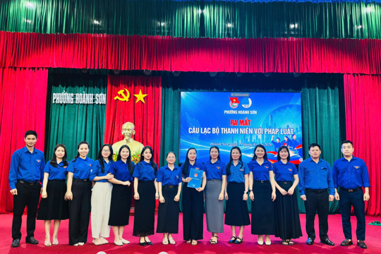 Đoàn phường Hoành Sơn tổ chức sinh hoạt Đoàn tháng 9 và ra mắt Câu lạc bộ “Thanh niên với pháp luật”