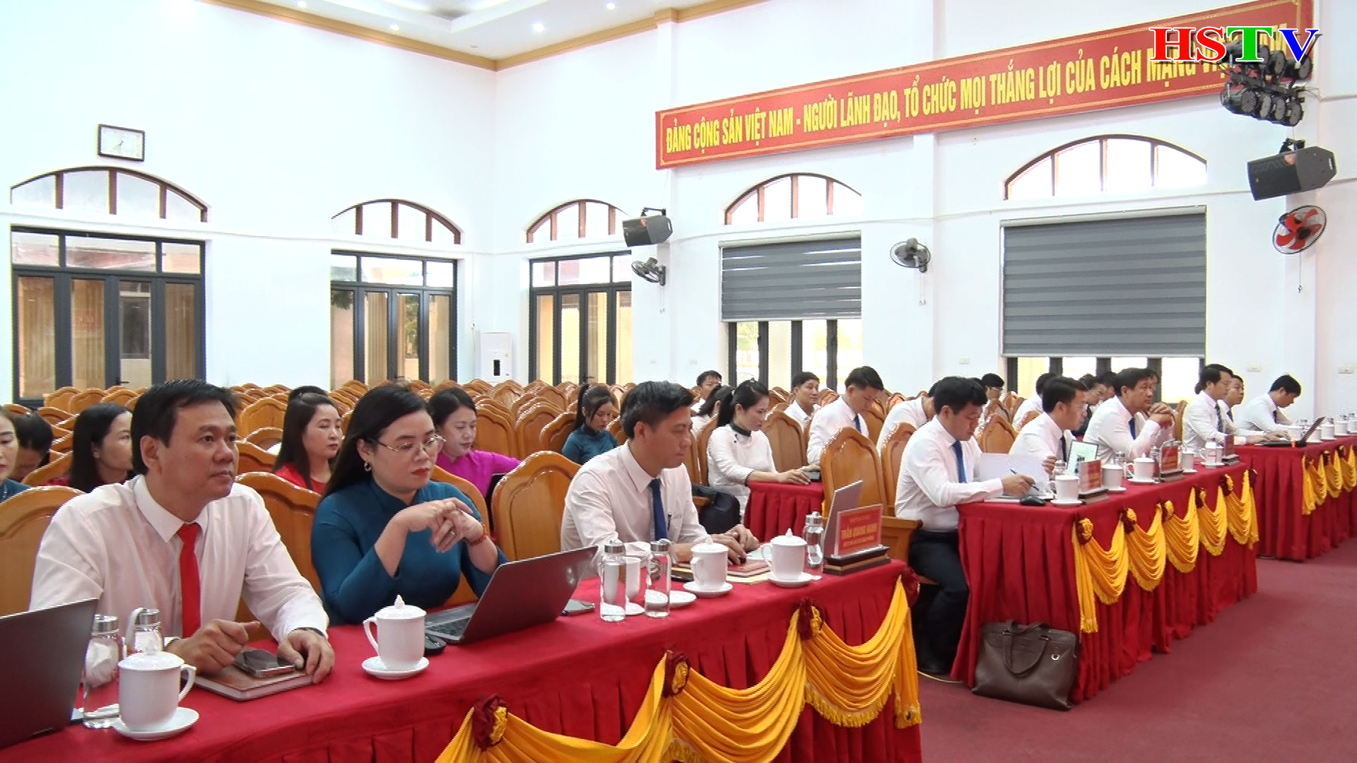 Đảng ủy UBND phường Hoành Sơn tổ chức Lễ chào cờ tháng 9/2026