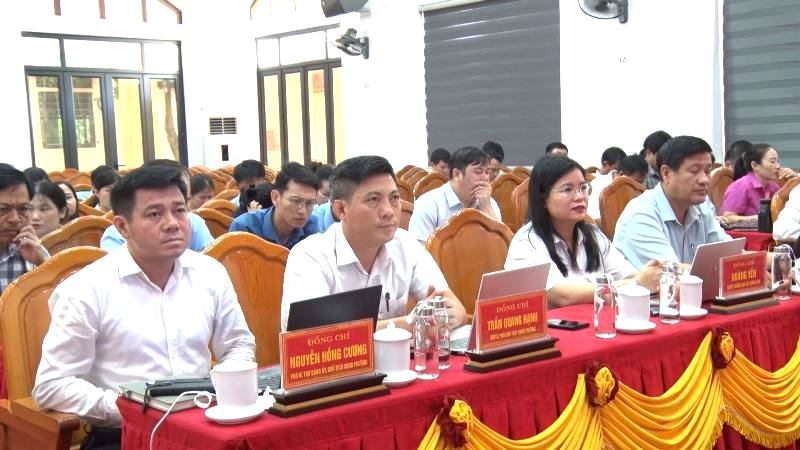 Phường Hoành Sơn tham gia Hội nghị trực tuyến tập huấn phổ biến, hướng dẫn ứng dụng trí tuệ nhân tạo (AI) trong thực thi công vụ 