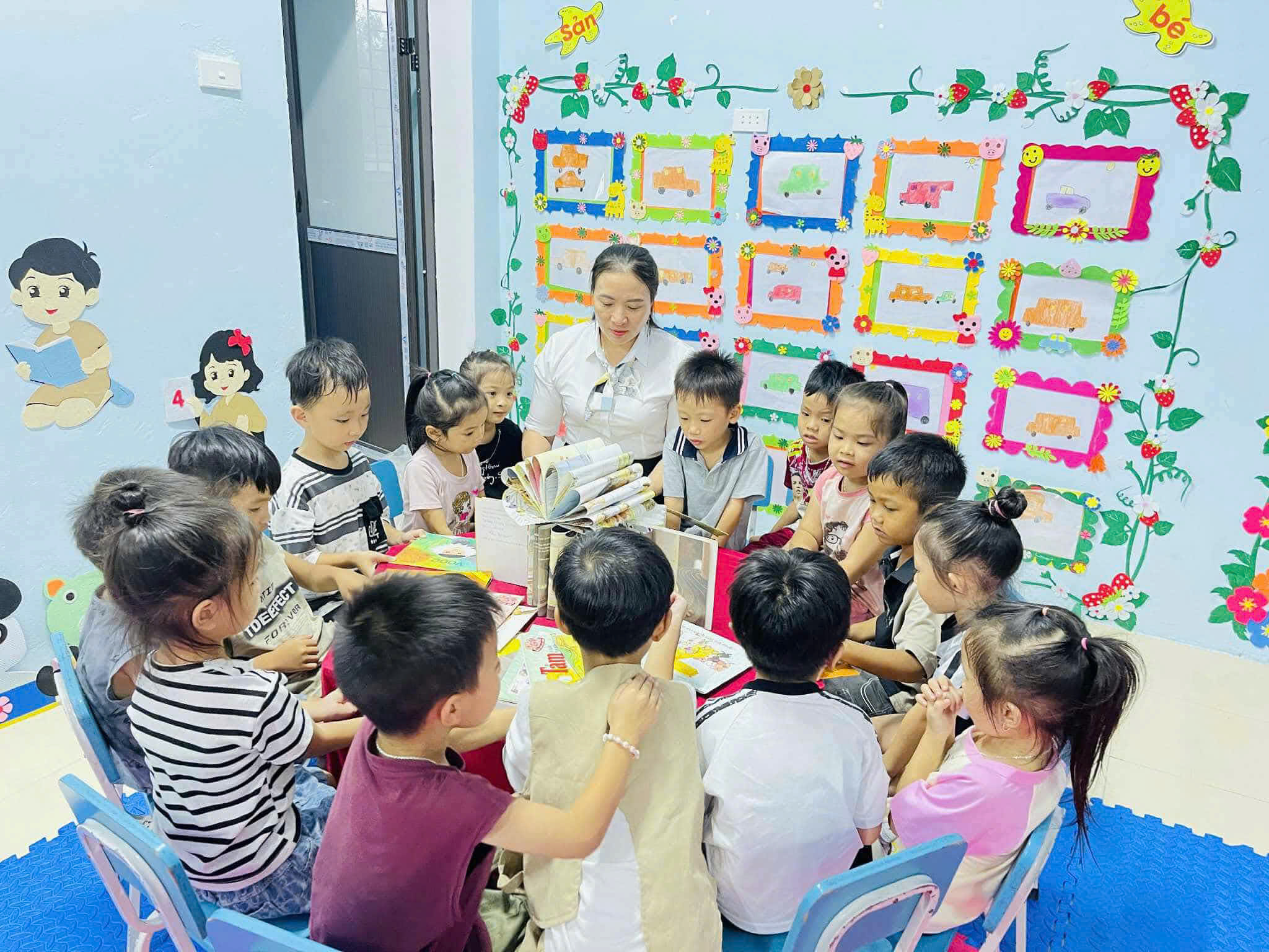 lớp 3.jpg