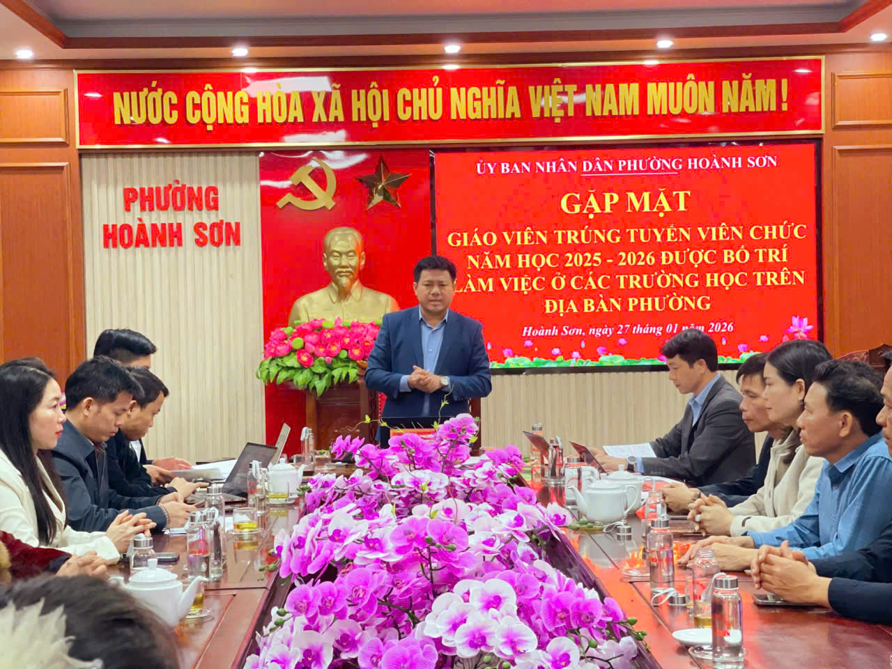 Gặp mặt và giao nhiệm vụ cho giáo viên mới được tuyển dụng vào các trường học trên địa bàn phường Hoành Sơn