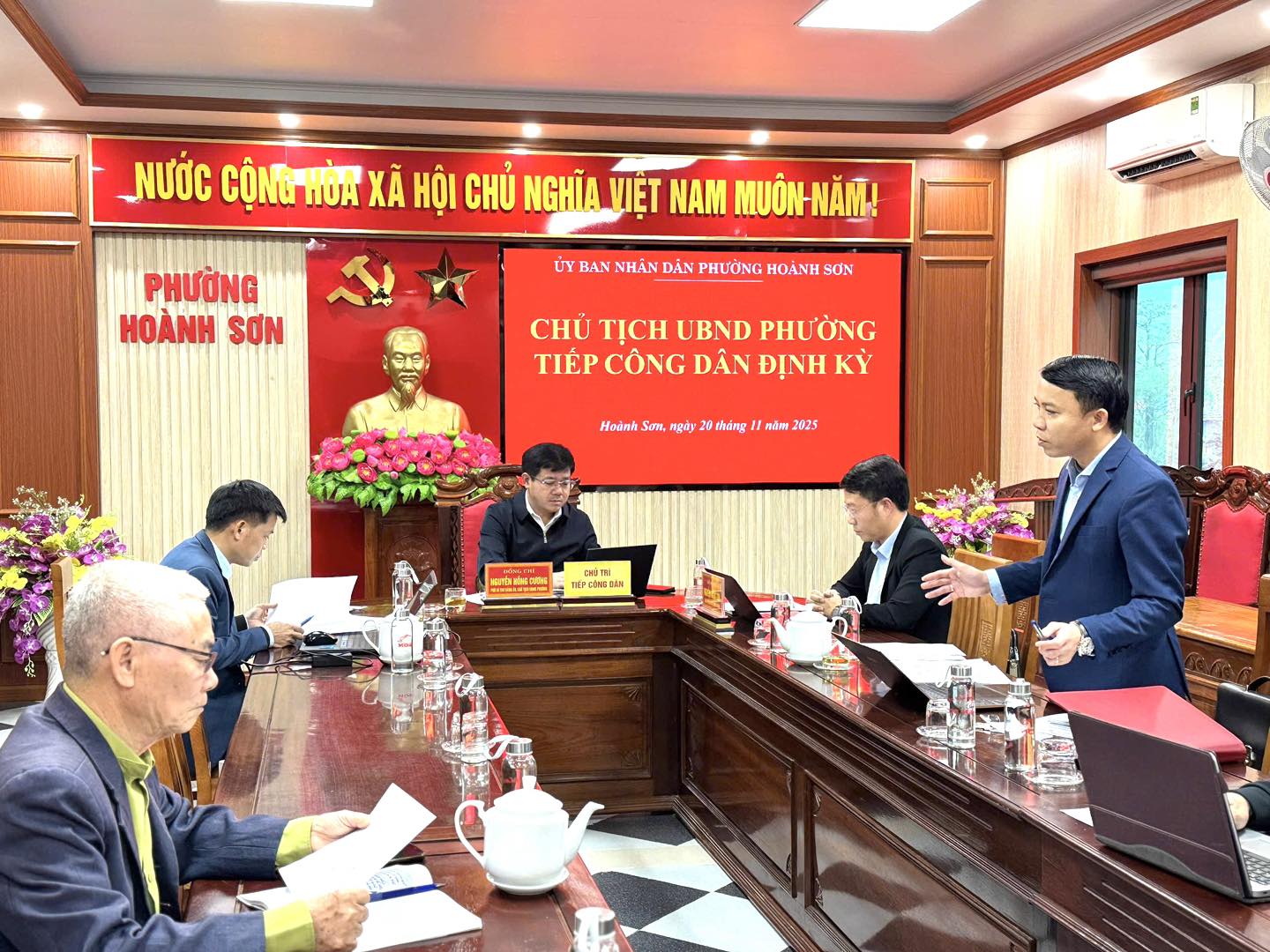 Chủ tịch UBND Phường Hoành Sơn Tiếp Công Dân định kỳ 