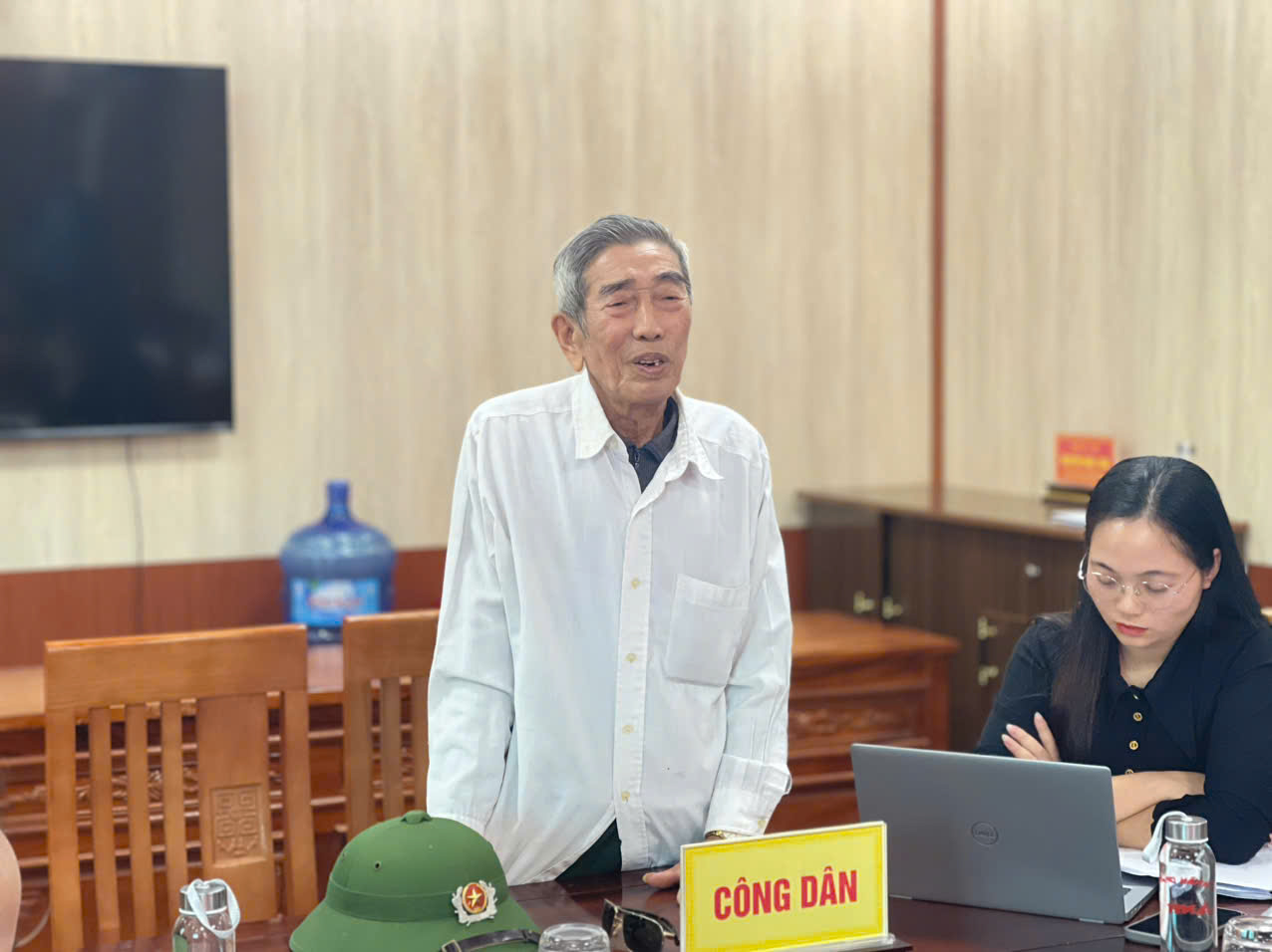 Chủ tịch UBND phường Tiếp công dân định kỳ, kịp thời giải quyết kiến nghị, bảo đảm quyền lợi chính đáng của Nhân dân